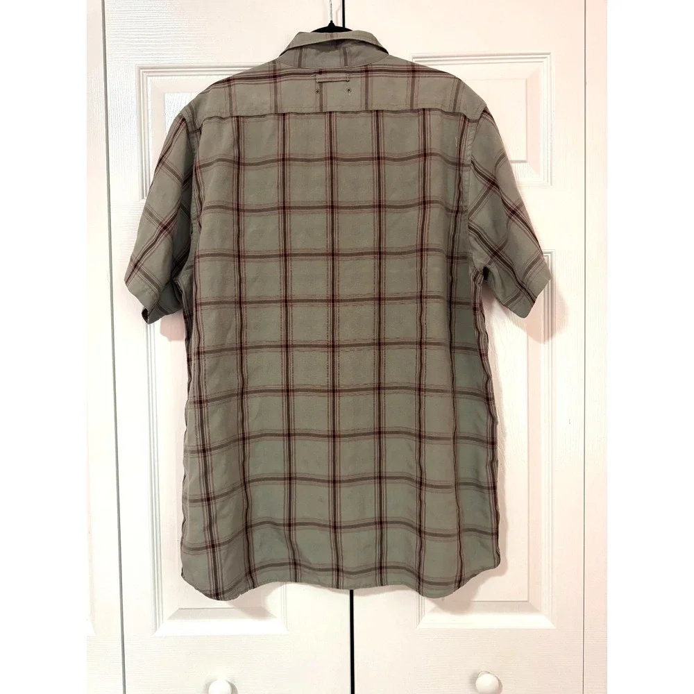 North Face Plaid Fishing Hiking Shirt XL Back Vent Mesh Button Down Zip Pocket